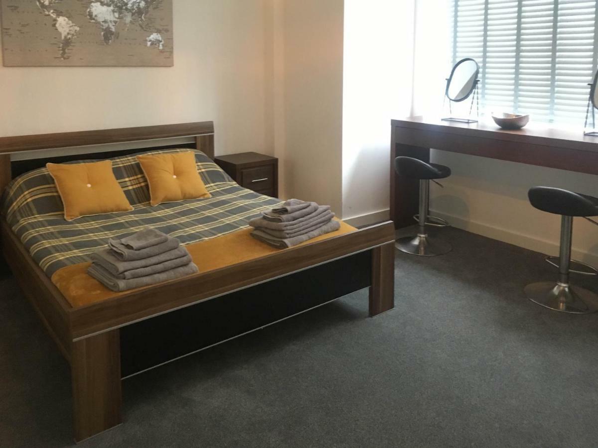 Luxury 1 Bed Apartment In City Centre With Parking チェスター エクステリア 写真