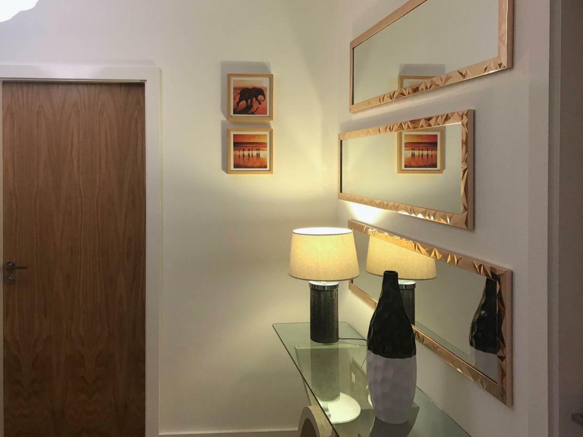 Luxury 1 Bed Apartment In City Centre With Parking チェスター エクステリア 写真